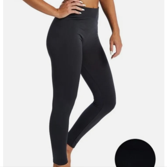 MAZE Collection Fleece Lined Leggings - Picture 2 of 9
